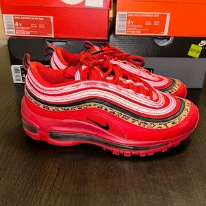 Women’s 5.5 Nike Air Max 97